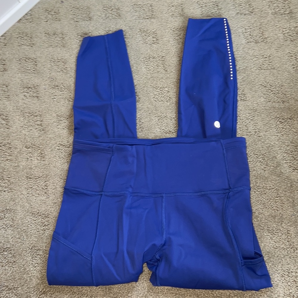 Lululemon Fast & Free 7/8 Tight II - Picture 2 of 8